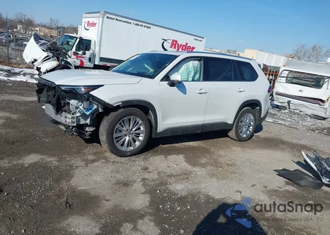 2024 Toyota Grand Highlander Platinum from USA, damaged, VIN 5TDAAAB57RS062022